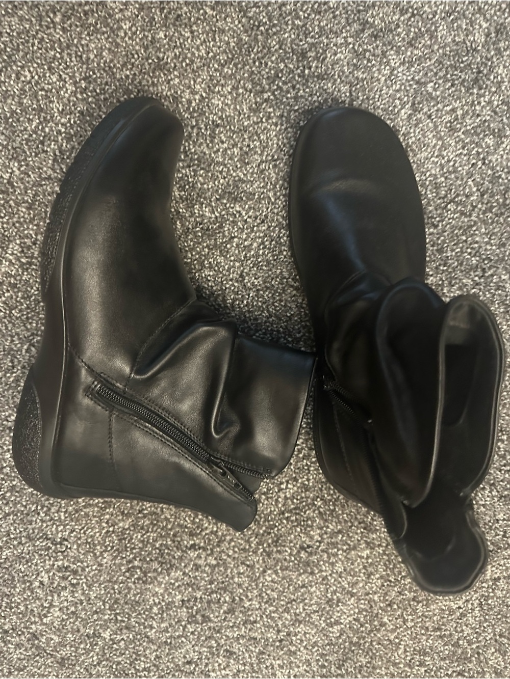 hotter Black Leather Mid-Calf Zip Boots